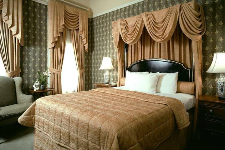 Room 7 of 38